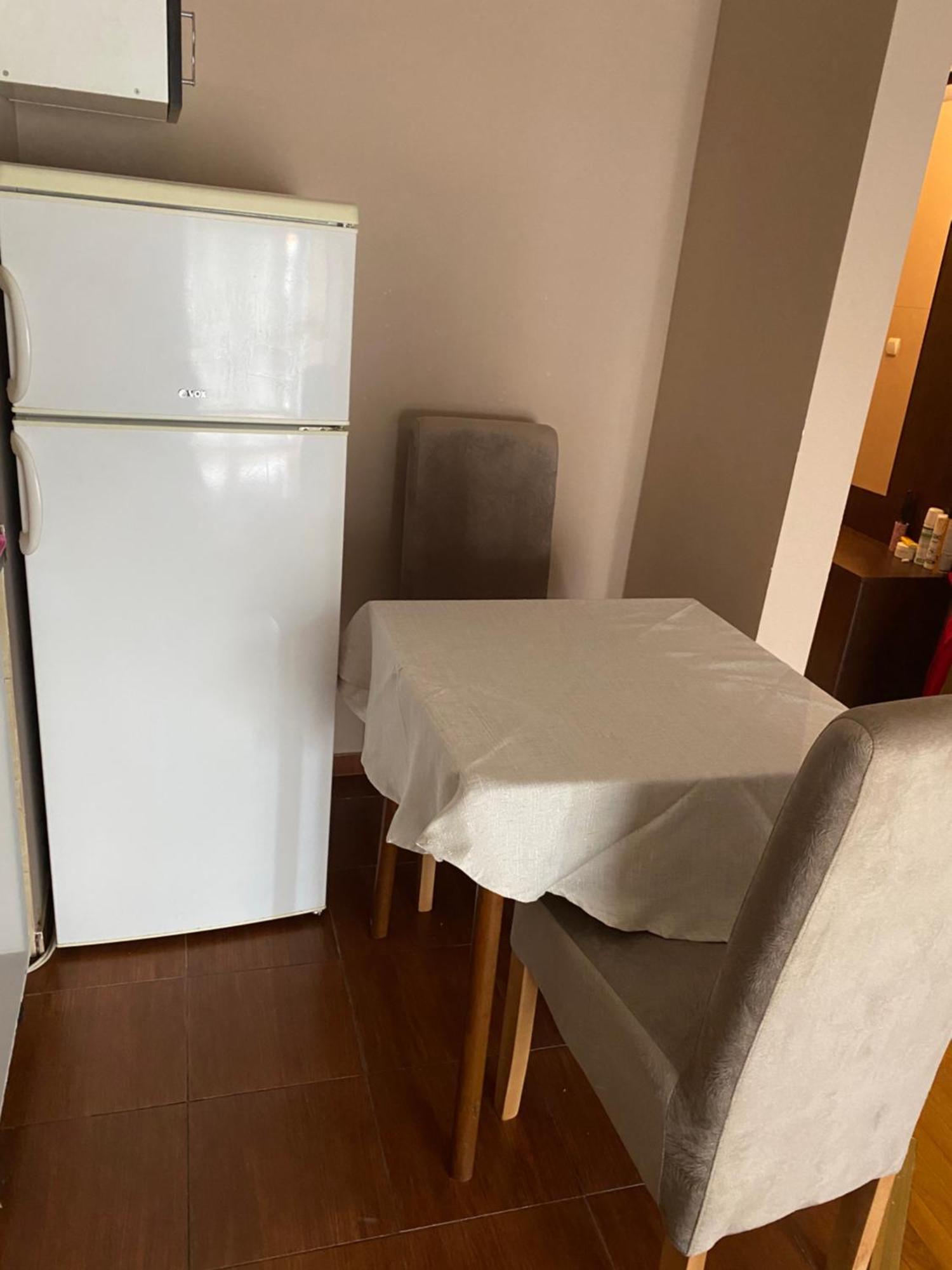 Stan Blizu Izlaza Na Autoput Mali Mokri Lug Bagian luar foto